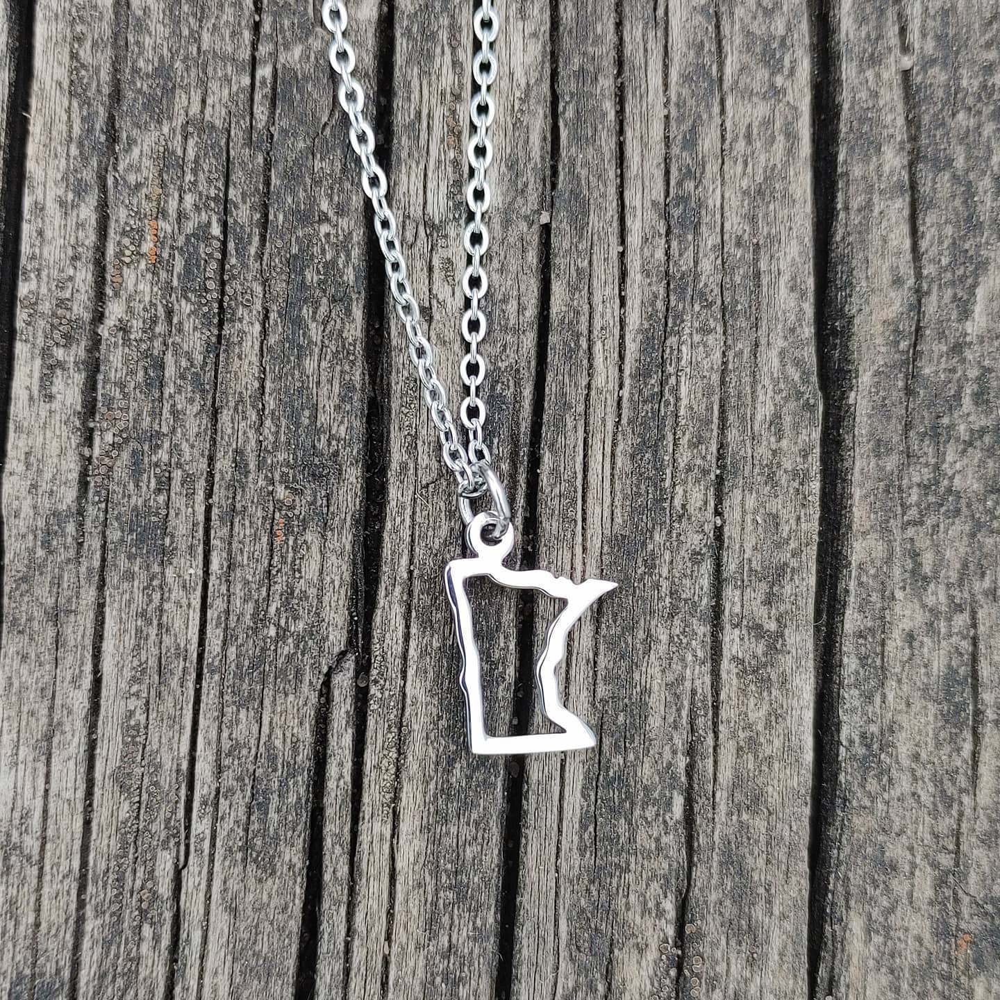 Minnesota outline necklace